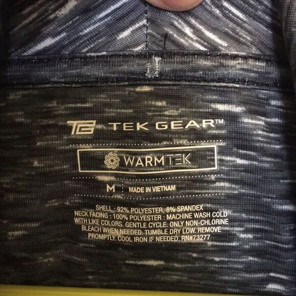 Tek Gear warm tek Polyester Top Size Medium - Picture 2 of 8